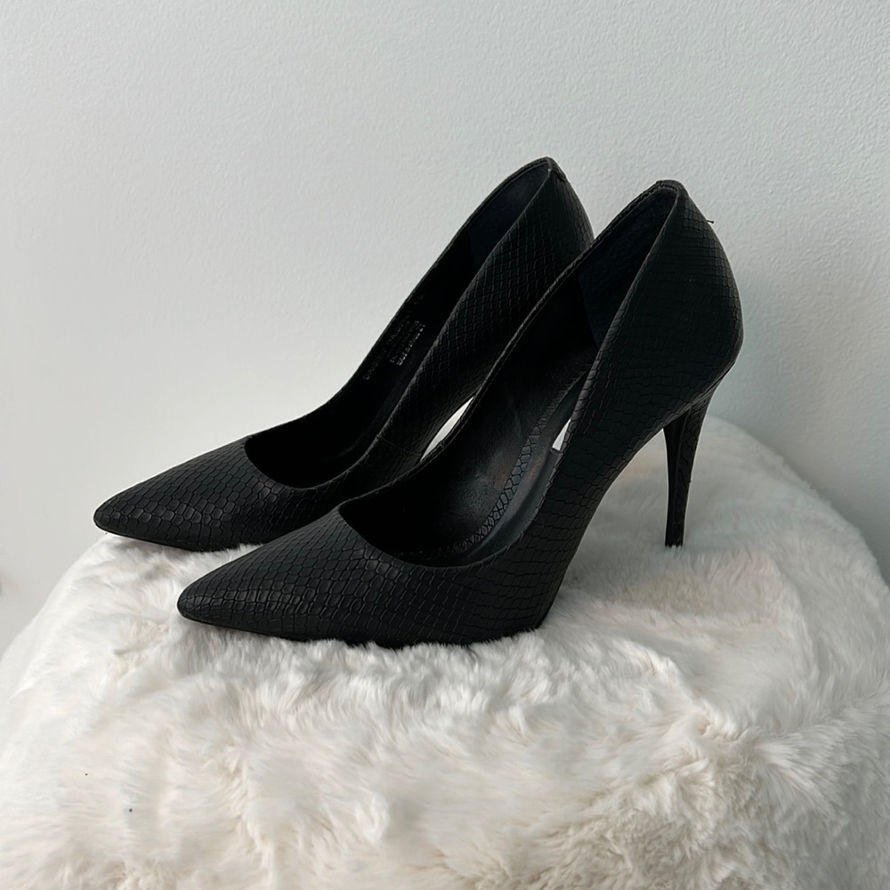 Steve Madden Daisie Pumps